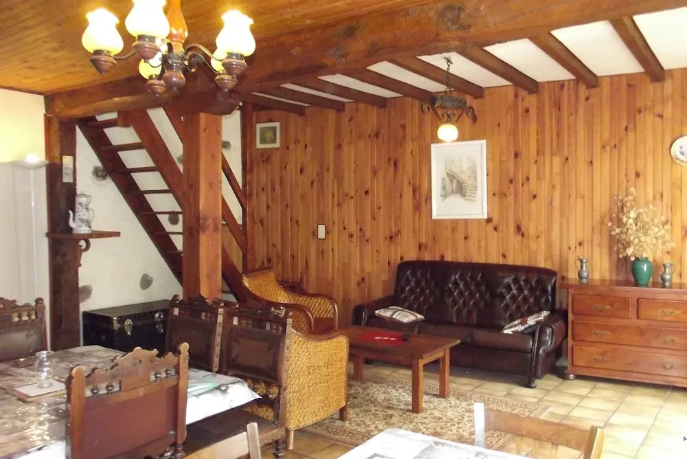 3 Bedrooms Standard Apartment
