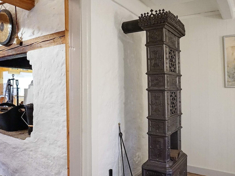 6 Person Holiday Home in Hamburgsund