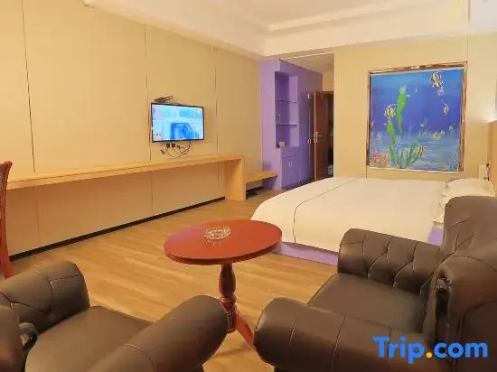 Deluxe Double room (full double bed)