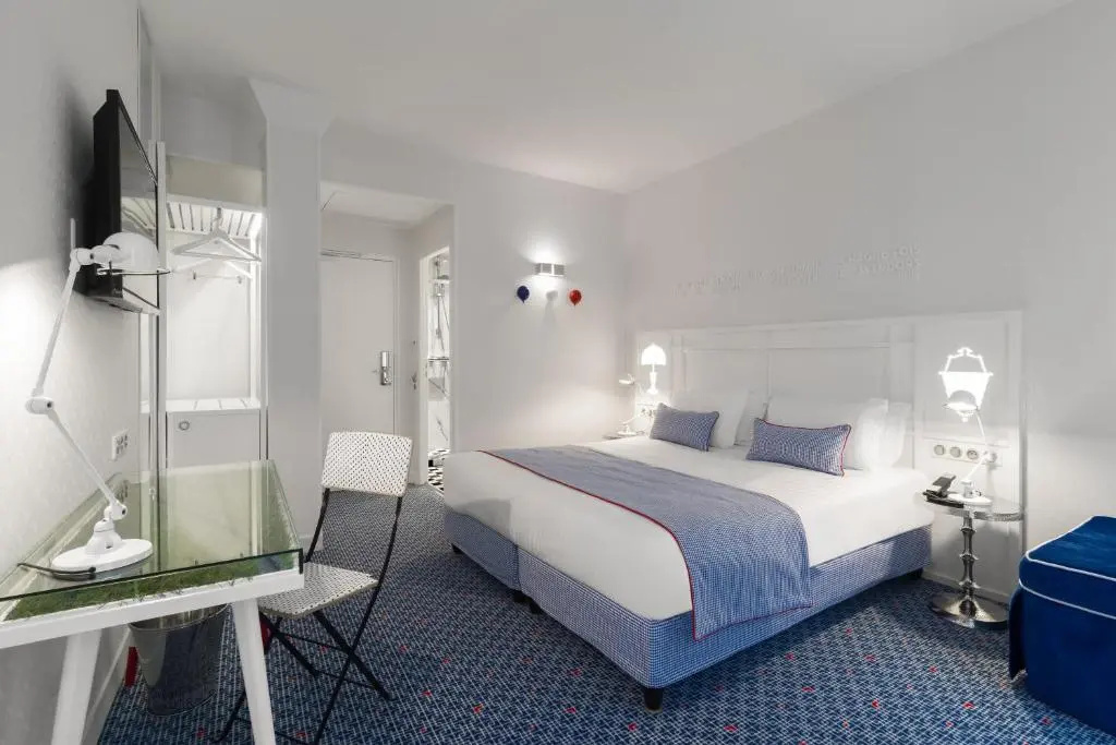 Privilege Double room (full double bed)