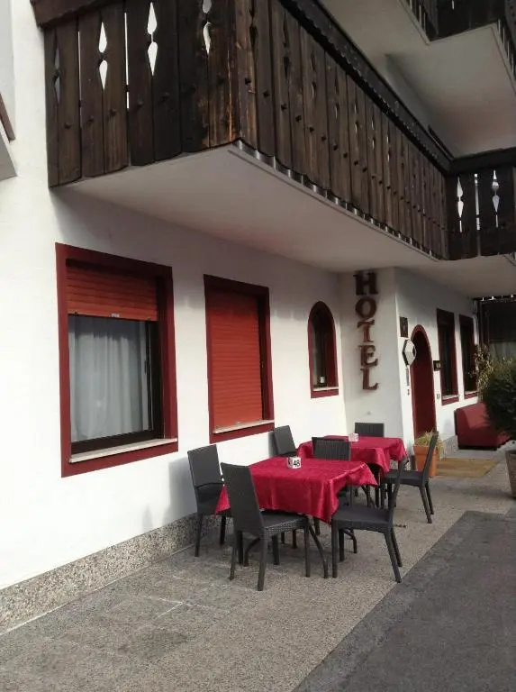 Hotel photo 1