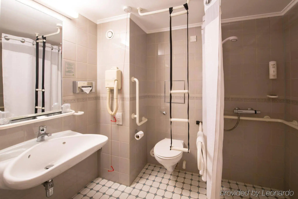 Holiday Inn Northampton by IHG - Général