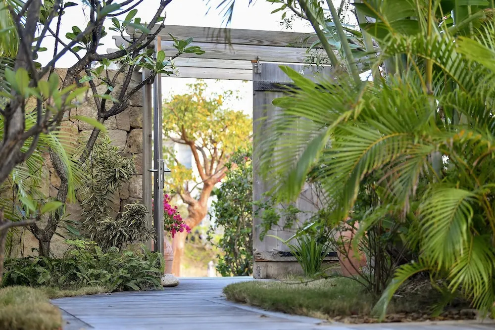 The Villa Paradise
