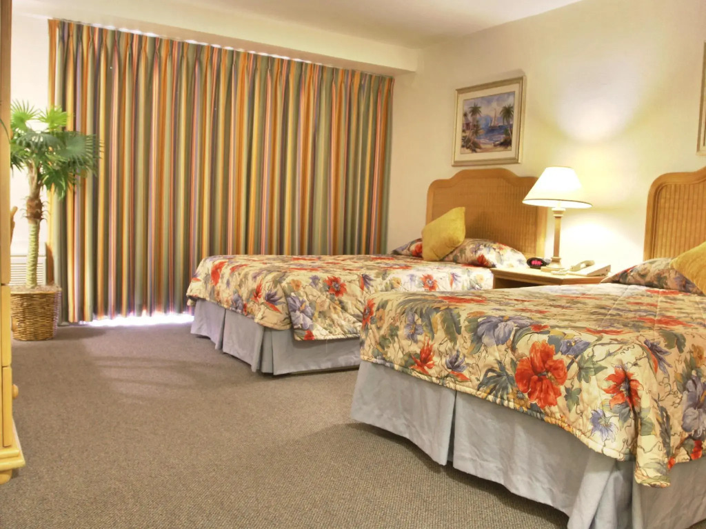 Castaways Resort and Suites — фото 3