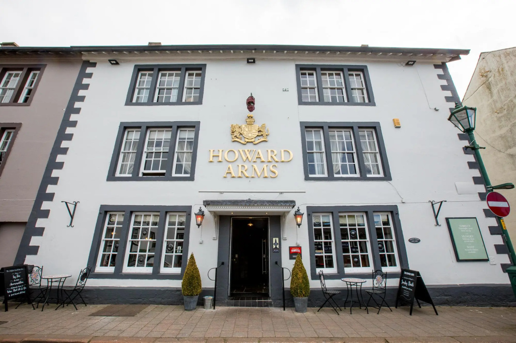 Howard Arms