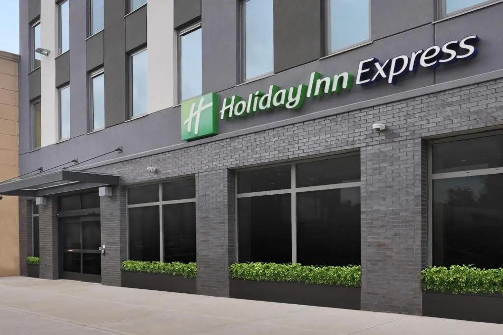 Hotel 1200