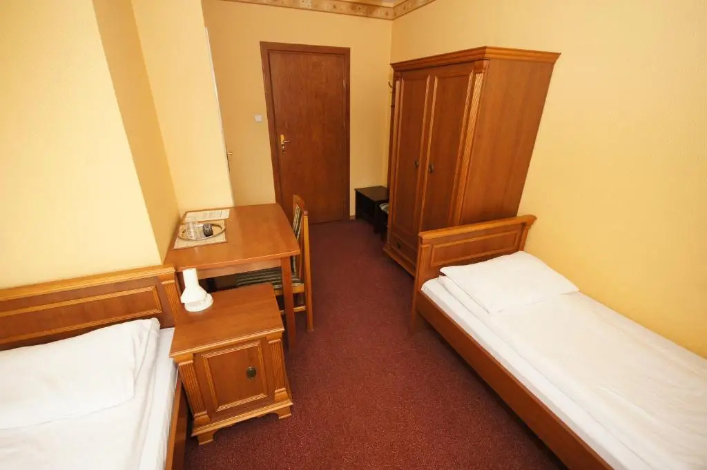 Standard Double room (twin beds)