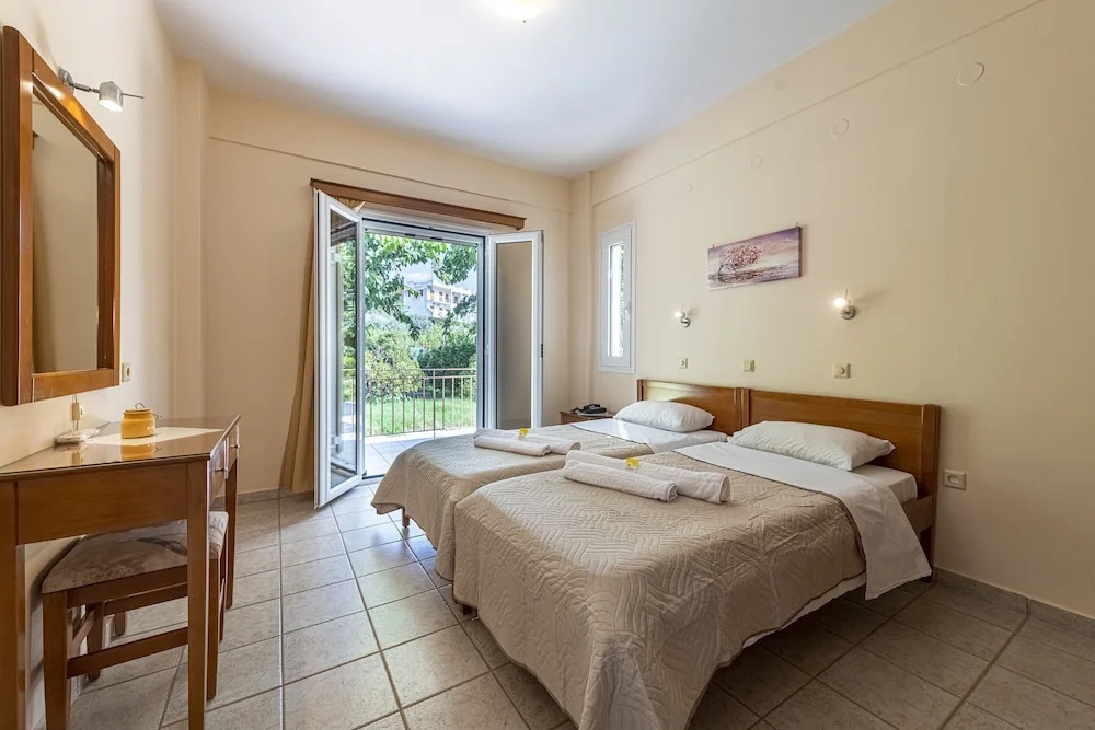 1 Bedroom Family Cottage