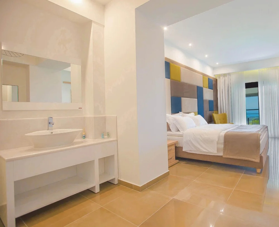 Junior Suite with balcony and with sea view