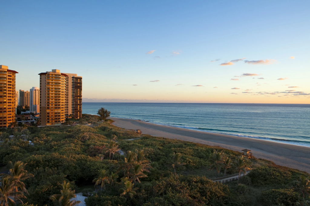 Beach & Waterfront