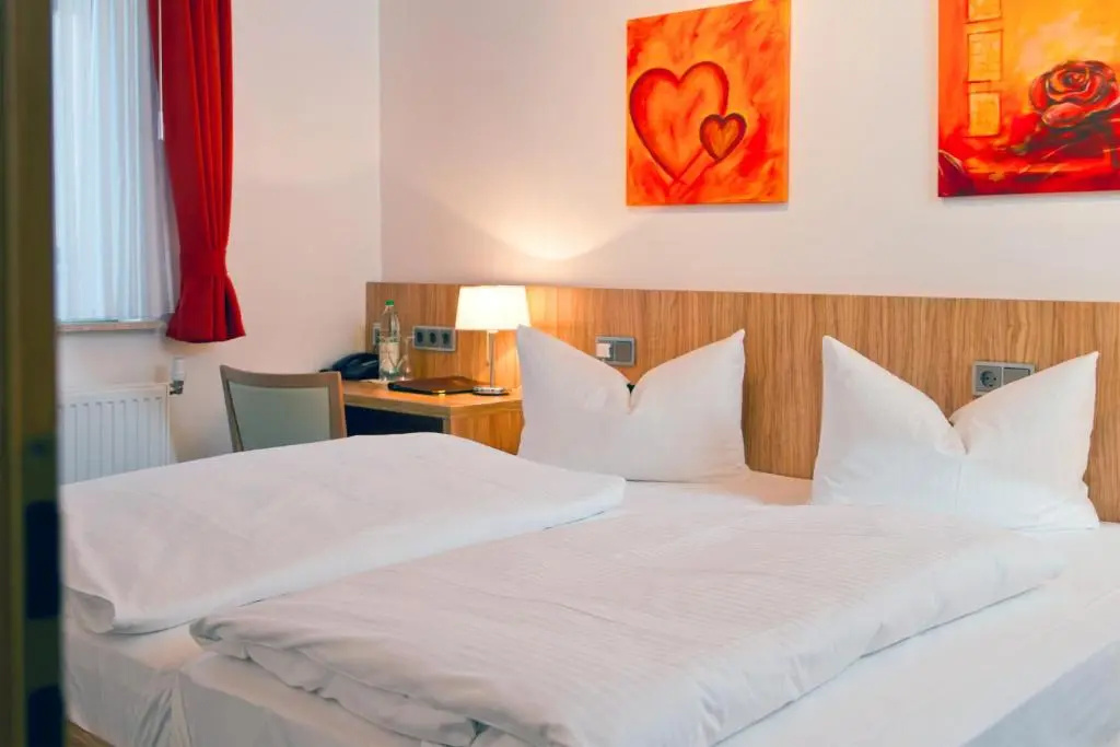 Economy Double room full double bed