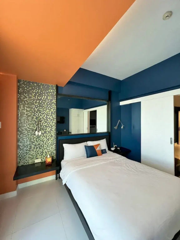 Executive Studio with balcony