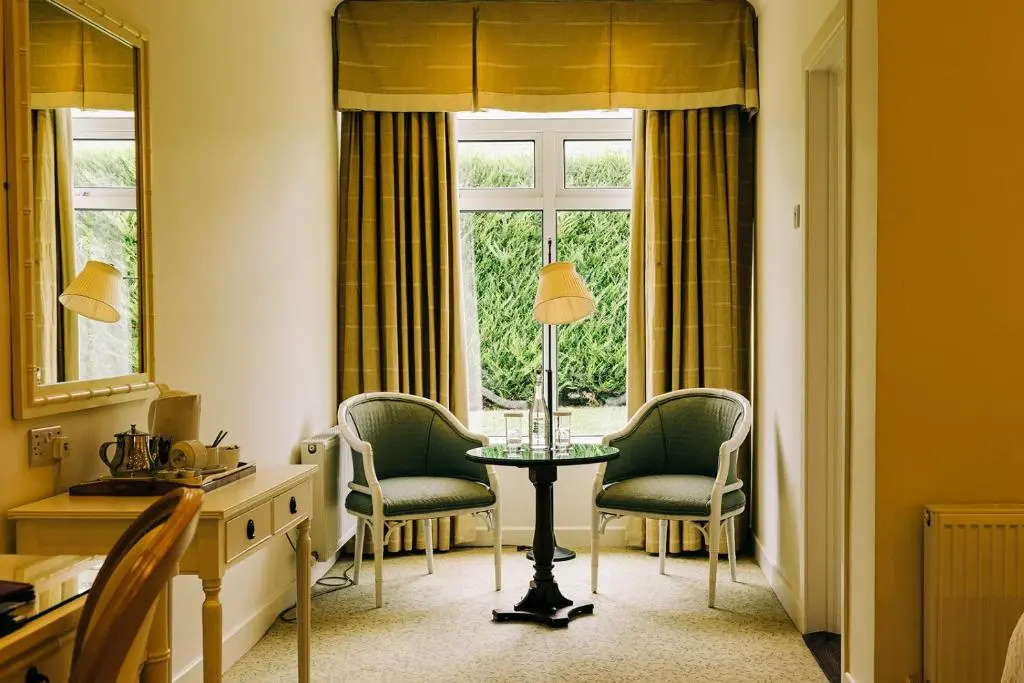 The Keadeen Hotel - Chambres