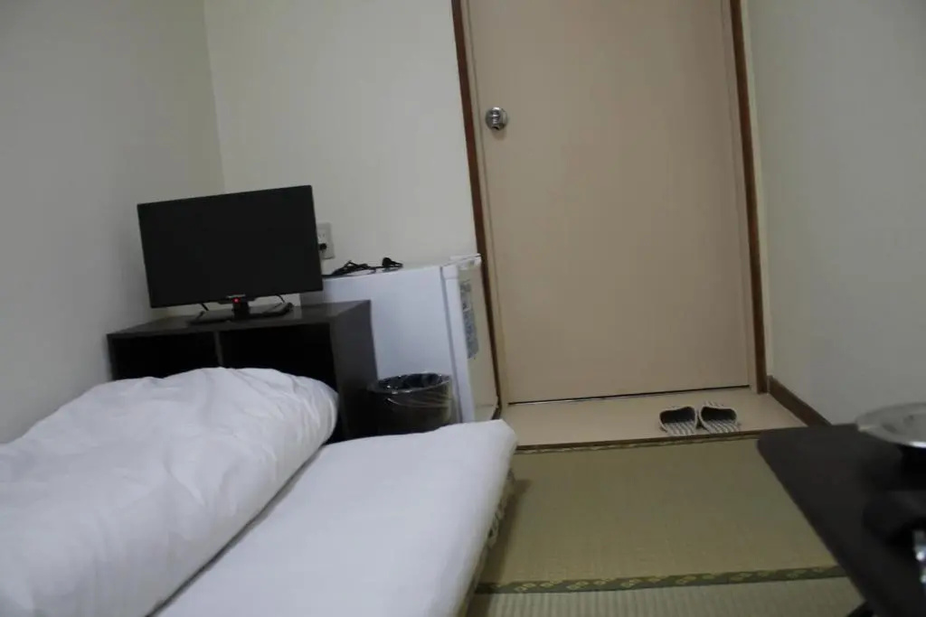 Single room (futon bed)