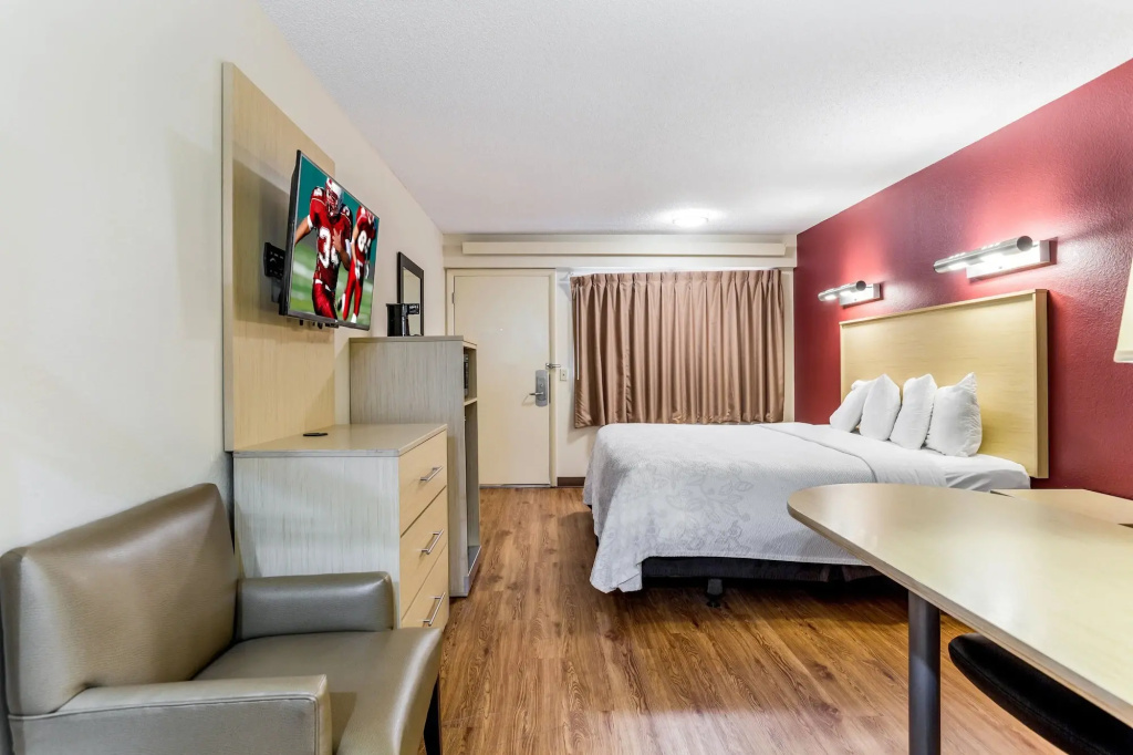 Red Roof Inn PLUS+ Nashville North - Goodlettsville - фото 6