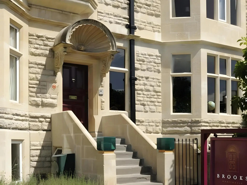 Brooks Guesthouse