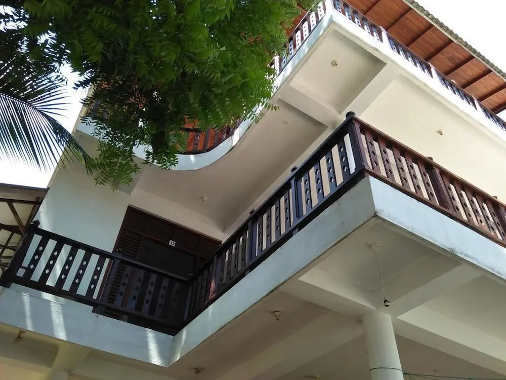 Yoho Hotel Samans