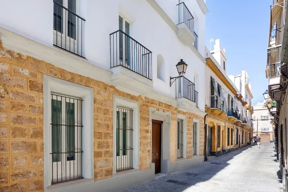 Comfortable Apartment in the Heart of C diz Patrocinio II