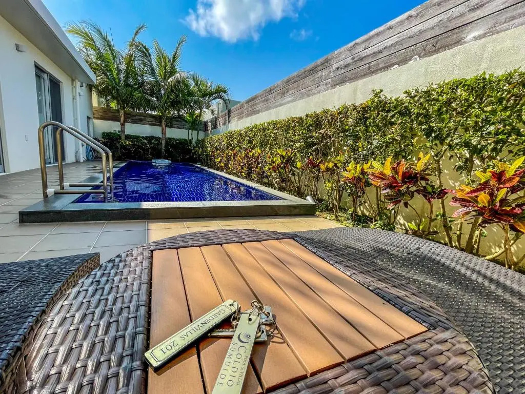 2 Bedrooms Villa