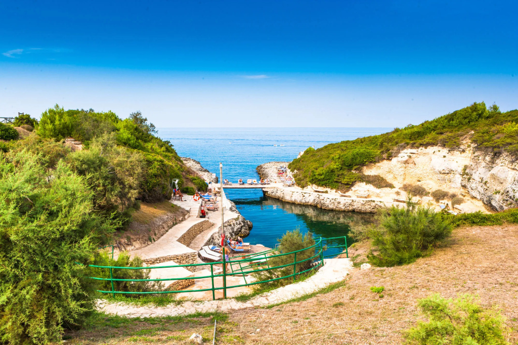 Beach & Waterfront