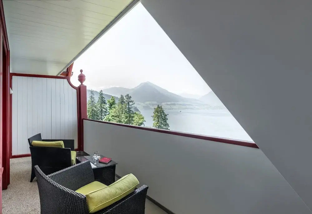 Premium Suite with balcony and with partial view
