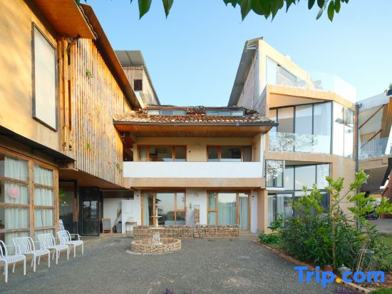 Wild House Villa Sunset Lake View Coffee Designer Hotel