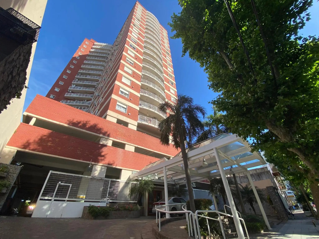 Tigre Center Tower F - Cochera, piscina y seguridad 24hs