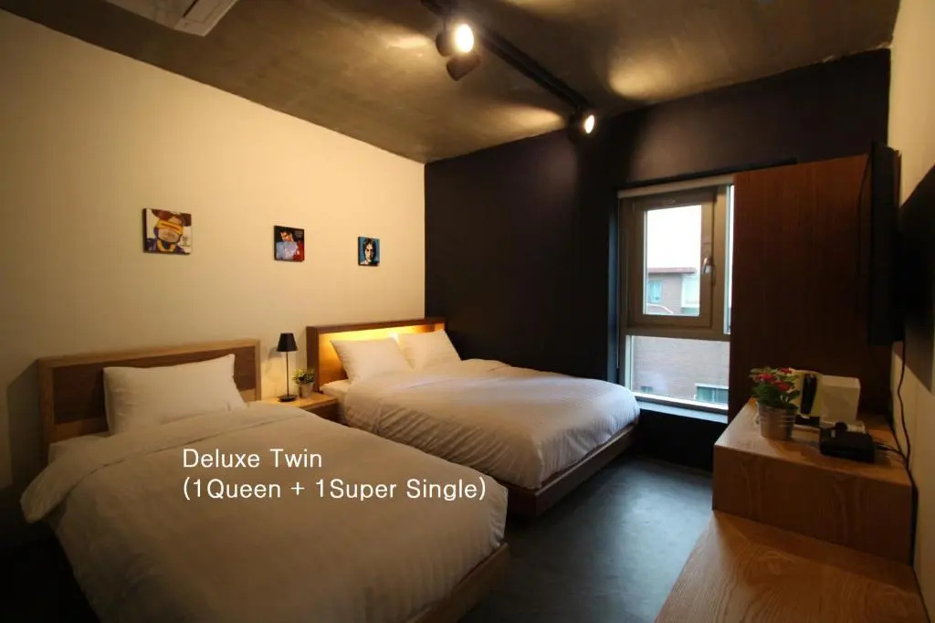 Deluxe Double room (twin beds)