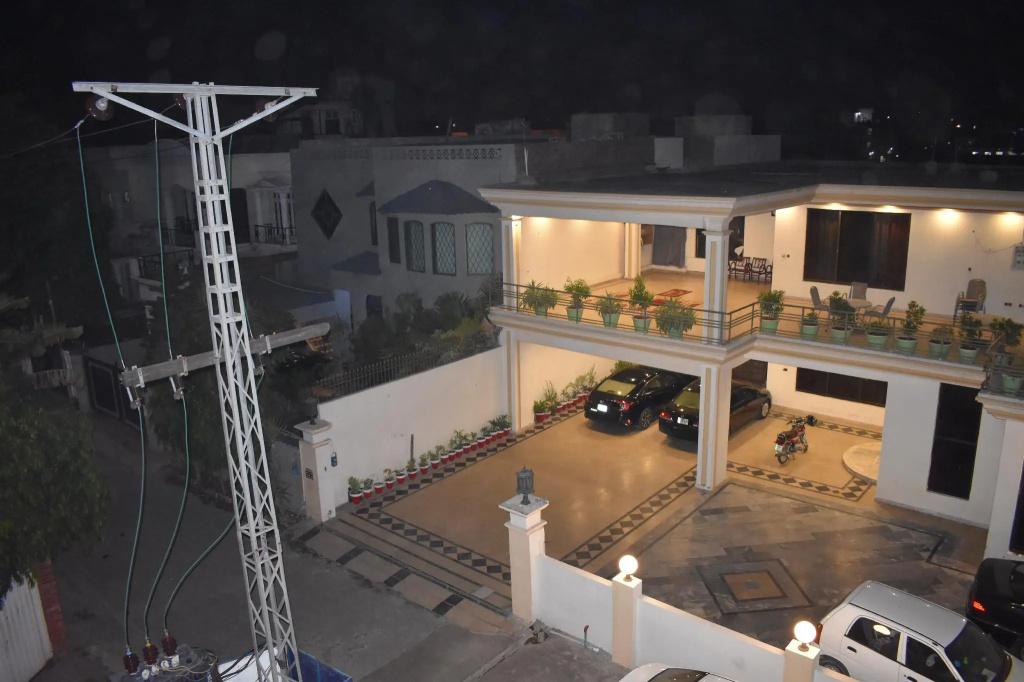 Al Fateh Hotel