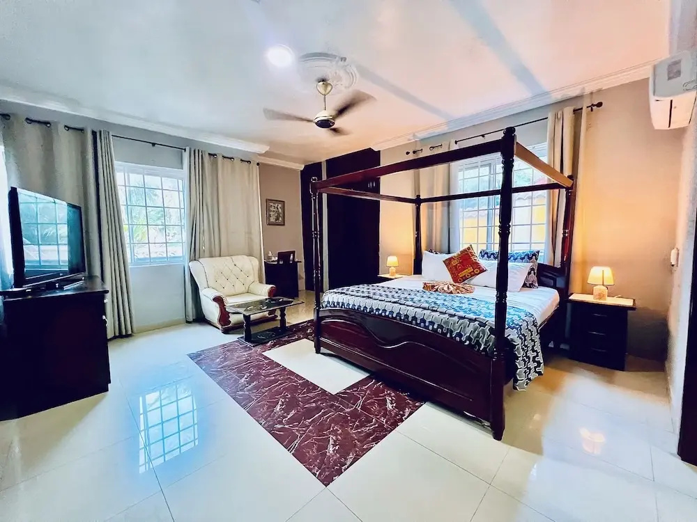 Executive Double room with ocean view (full double bed)