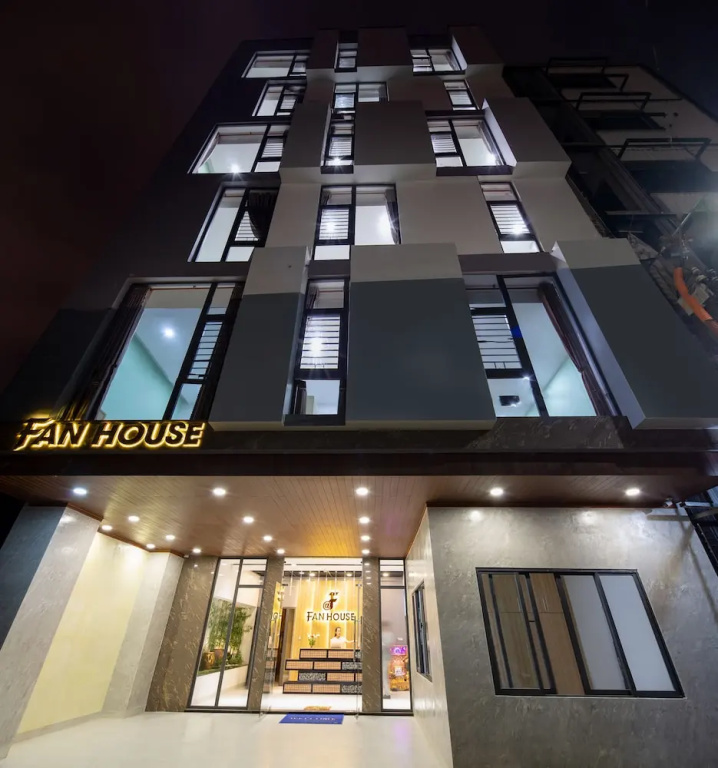 Fan House Hostel
