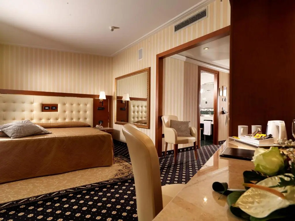 Standard Double room (full double bed)
