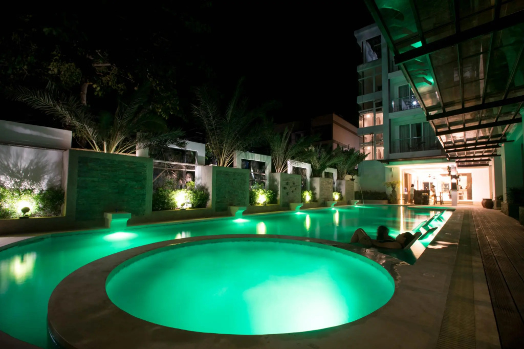 Pool
