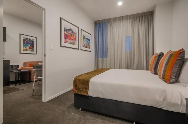 Ramada Suites Auckland, Federal Street - Chambres