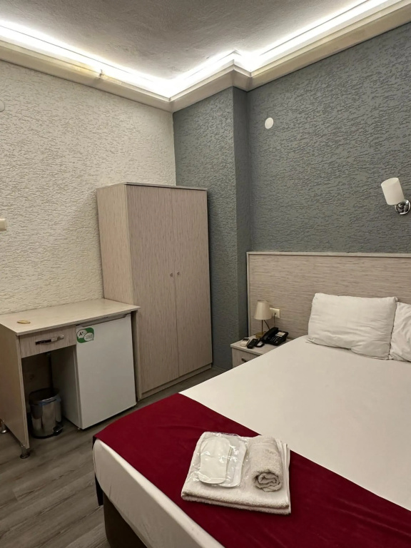 Ferah Hotel