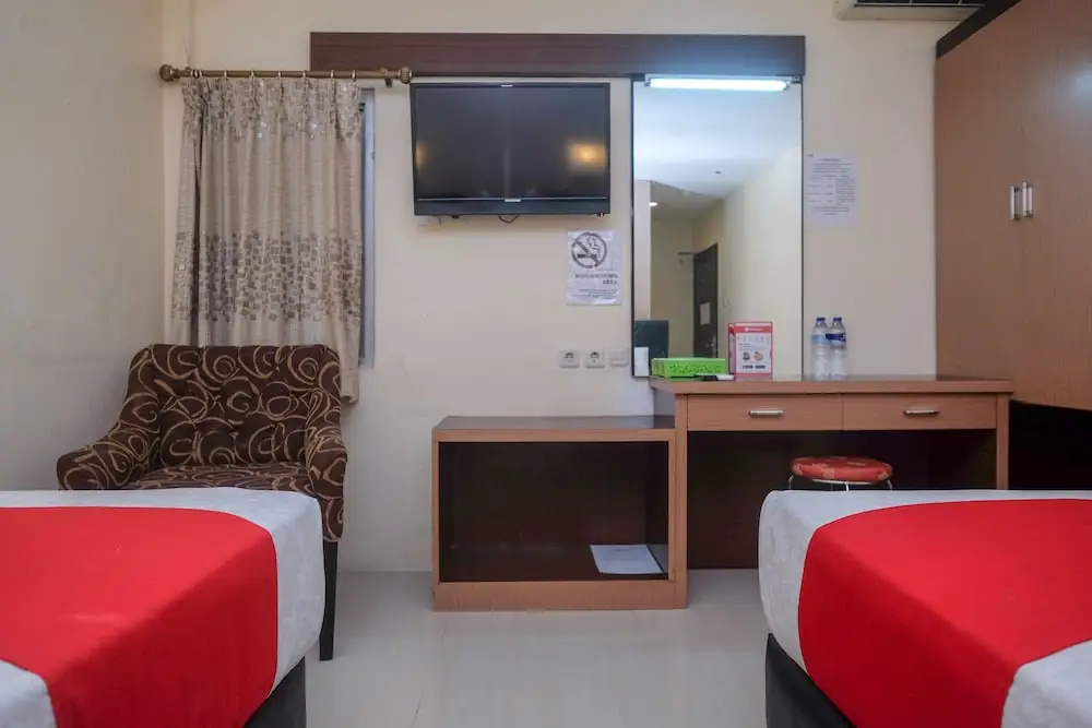 RedDoorz Plus @ Grand Populer Hotel - Chambres