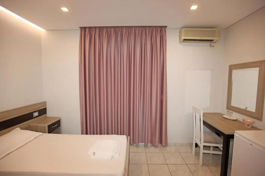 Economy Double room (full double bed)