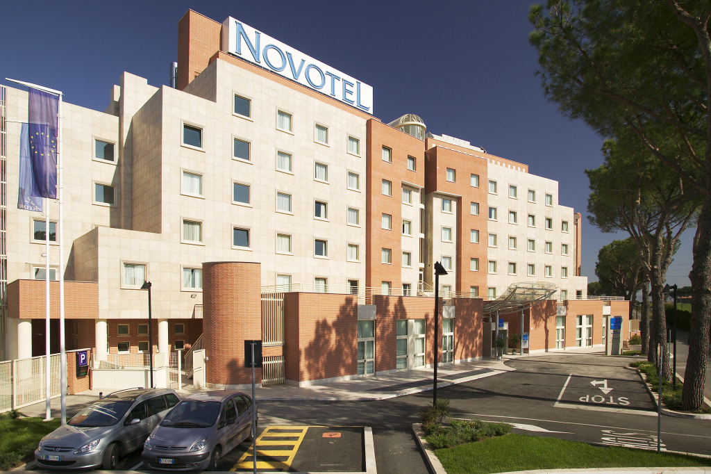 Novotel Roma Est — фото