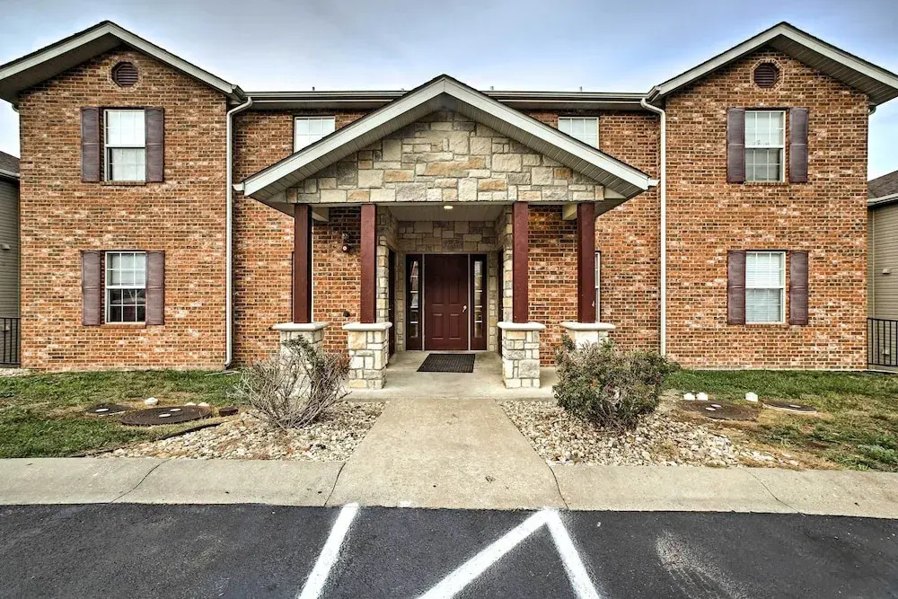 Branson Condo Near Lake & Silver Dollar City!