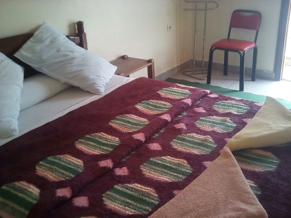 Hotel Almanader by null