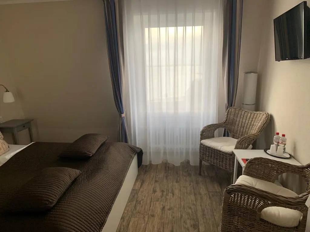Standard Double room with sea view (full double bed)