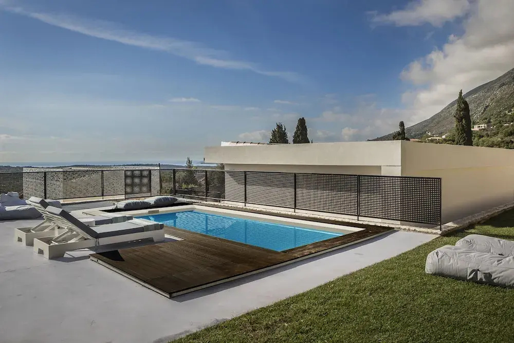 Grand Villa
