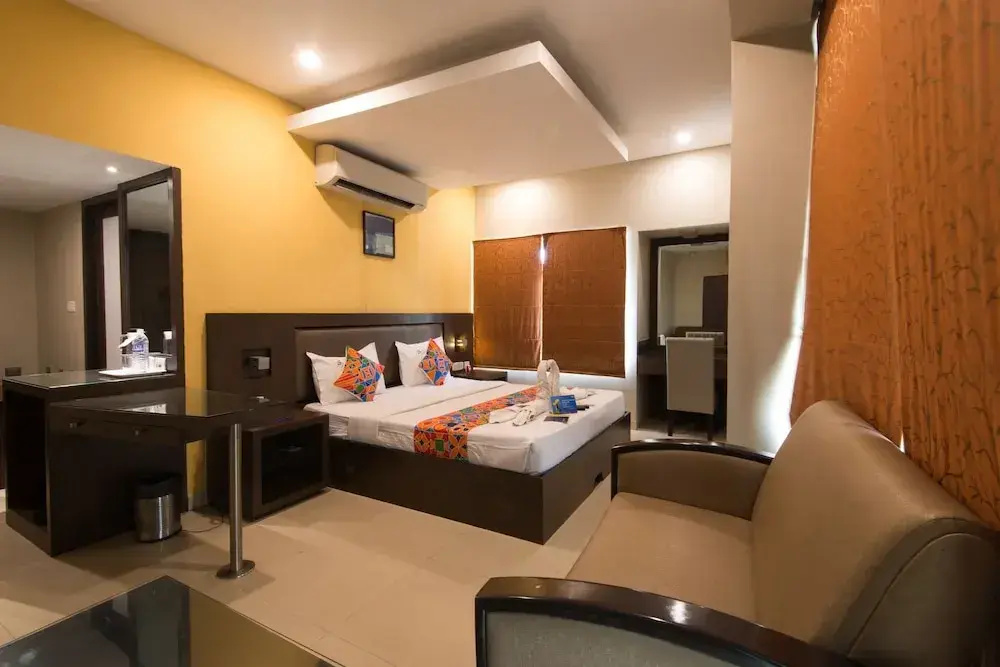 FabHotel Santhome Inn - Chambres