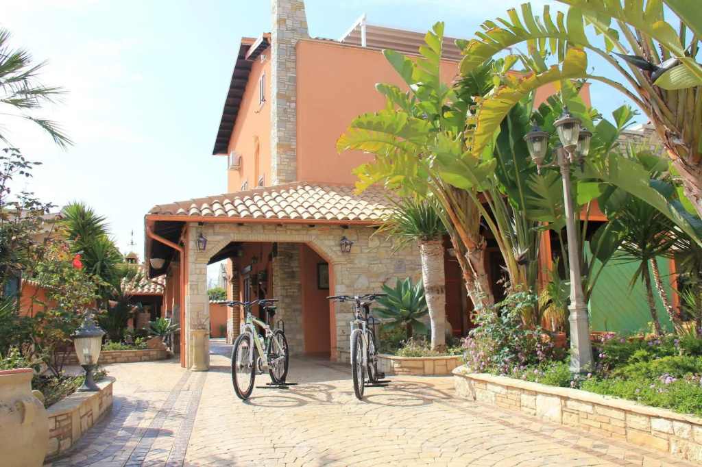 Hotel photo 34