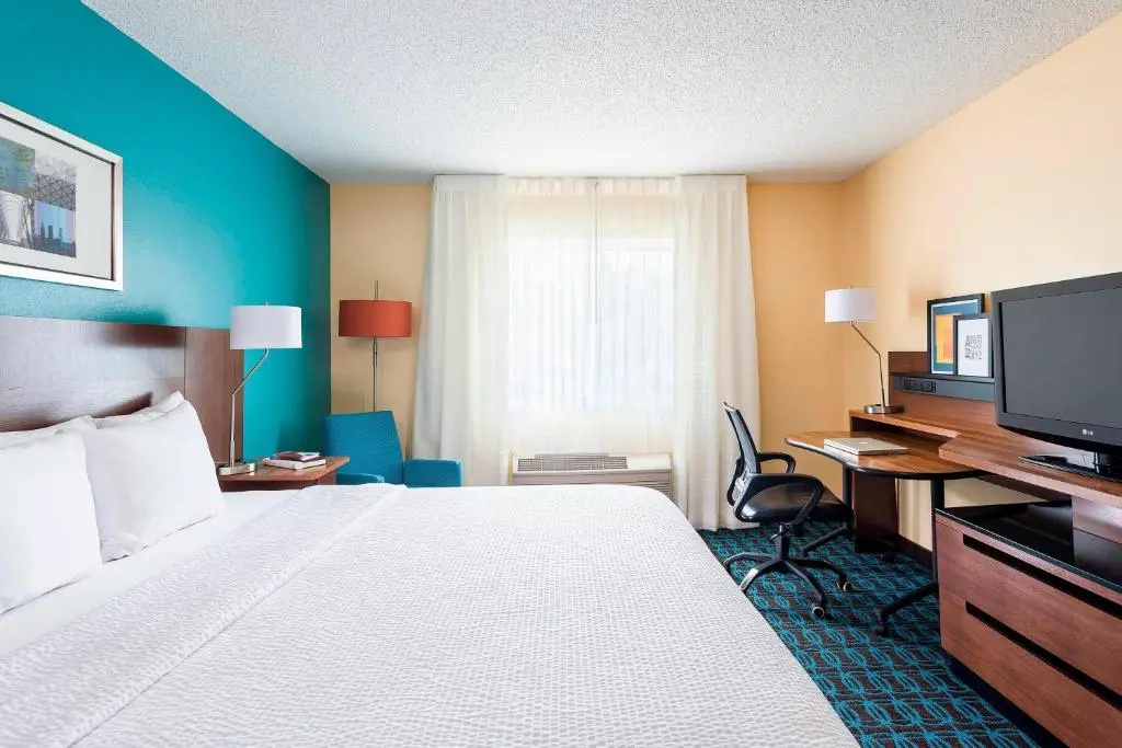 Fairfield Inn & Suites Dallas Park Central - Chambres