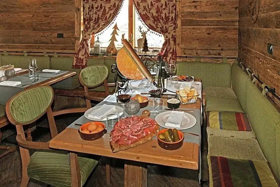 Hotel photo 11