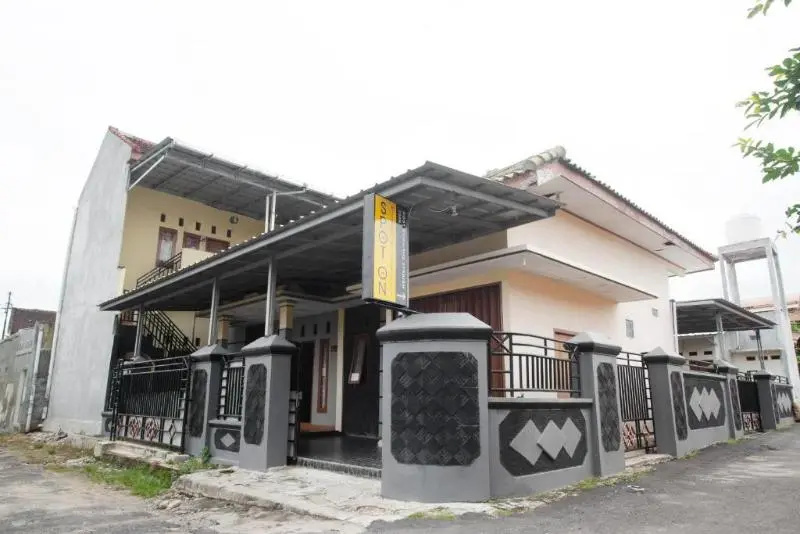 SPOT ON 3005 Kost Rumaisha Syariah