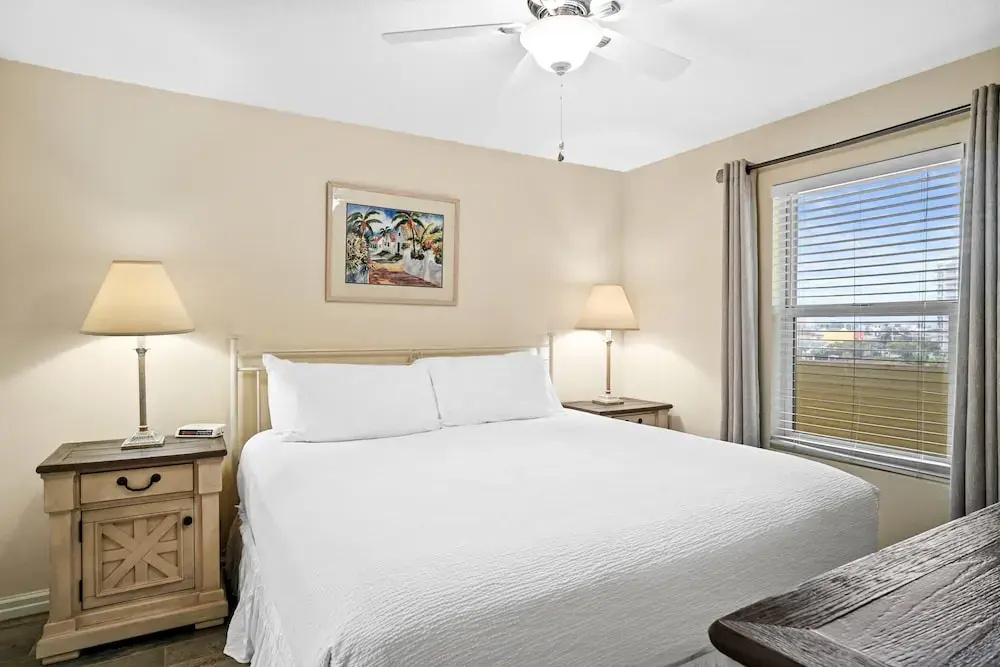 Pelican Beach Resort by Panhandle Getaways - Chambres