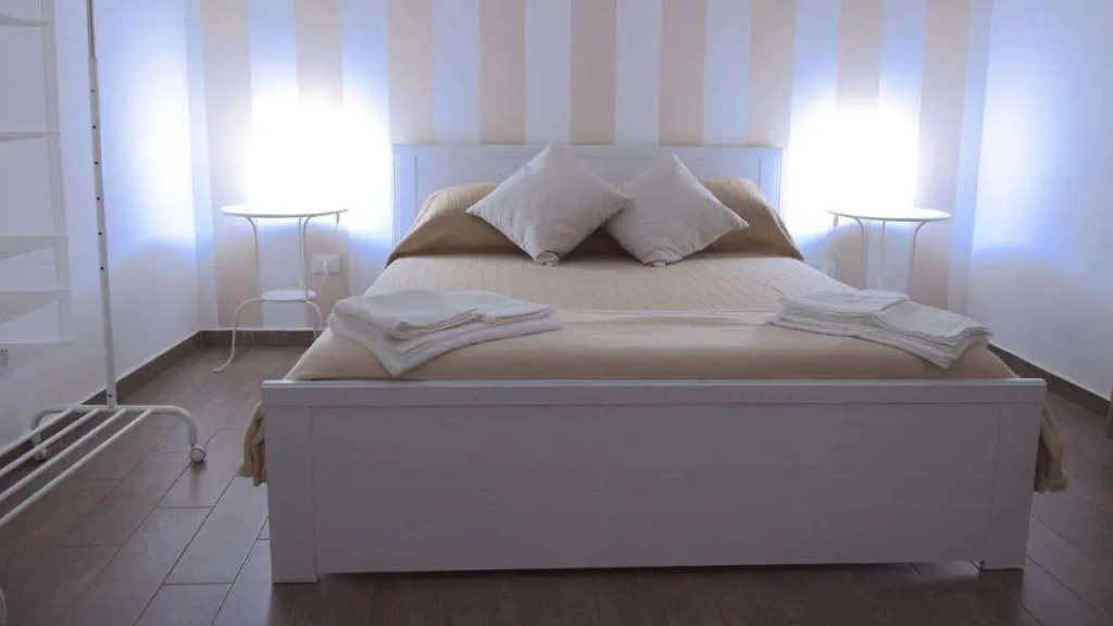 image url