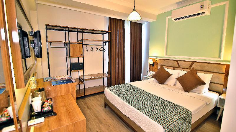 Двухместный номер Standard с балконом двуспальная кровать в Club Big Blue Suit Hotel